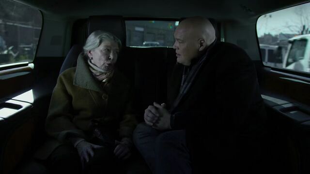 File:Wilson-Fisk-Mother-Limo.jpg