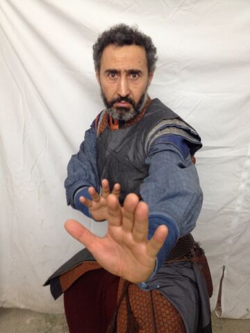 File:Sol Rama BtS 5.jpg