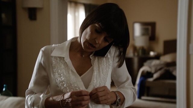 File:RosalindPrice-GideonMalick-Phonecall.jpg