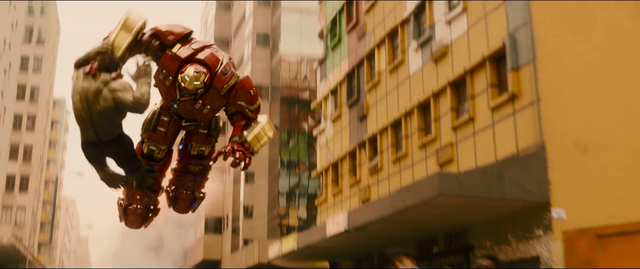 File:Hulk vs Hulkbuster.png
