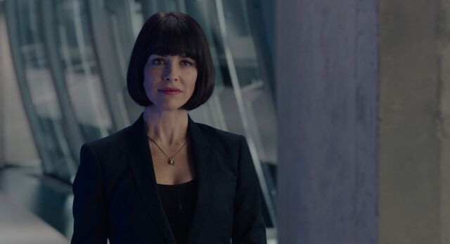 File:HopeVanDyne-Confronted-by-Cross.jpeg
