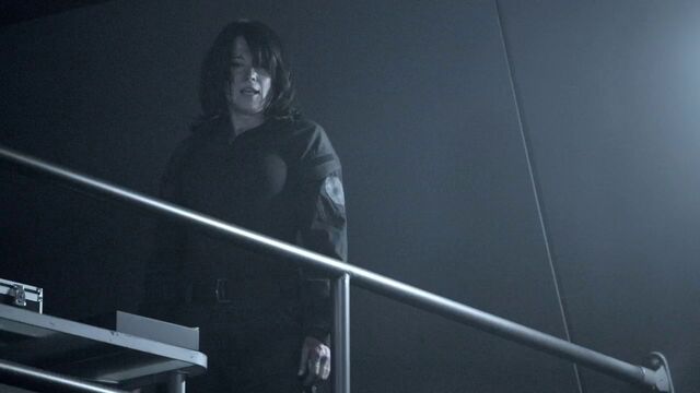 File:Isabelle-Hartley-Flashback-knife-throw.jpg