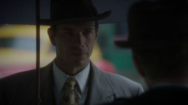 File:Edwin-jarvis-speaks-with-dooley.jpg