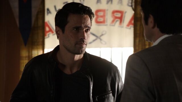 File:Grant-Ward-BarberShop-Ian-Quinn.jpg