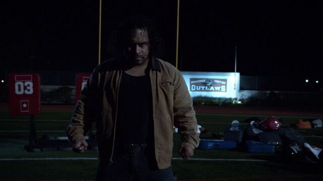 File:Francis-Noche-Football-Field-.jpg