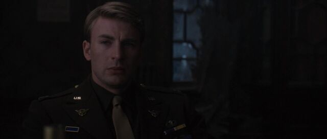 File:Steve-Rogers-Mourns-Bucky-Barnes-WWII.jpg