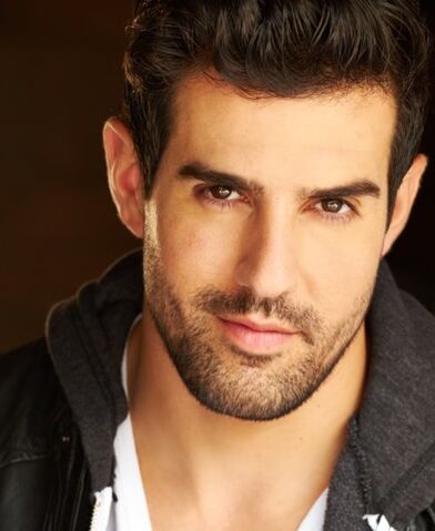 File:Adrian Gonzales.jpg