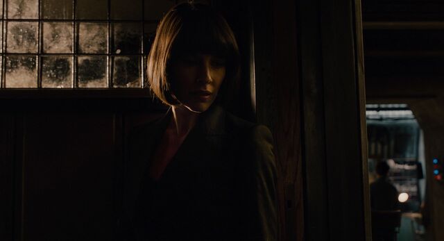 File:HopeVanDyne-Snopping.jpeg