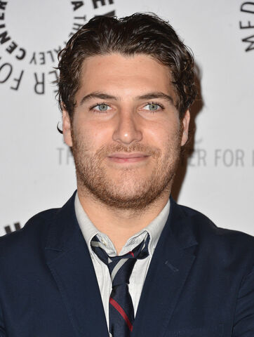 File:Adam Pally.jpg