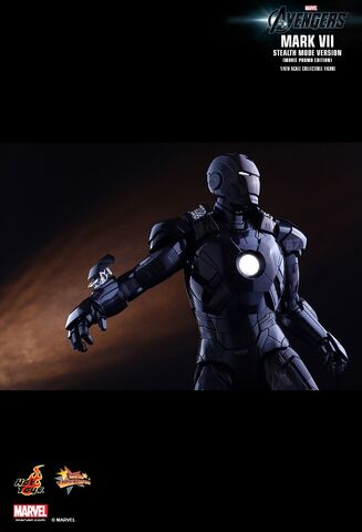 File:IRON MAN Mark VII Stealth Mode Hot Toys 07.jpg
