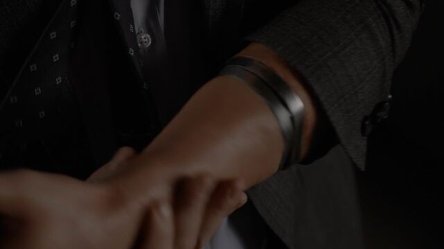 File:TIM Coulson's Hand.jpg