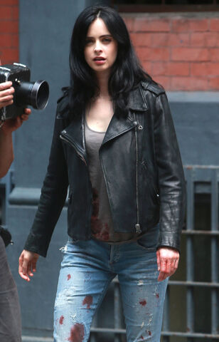 File:Jessica Jones BTS 4.jpg
