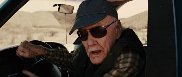 File:Stan Lee Thor.jpg