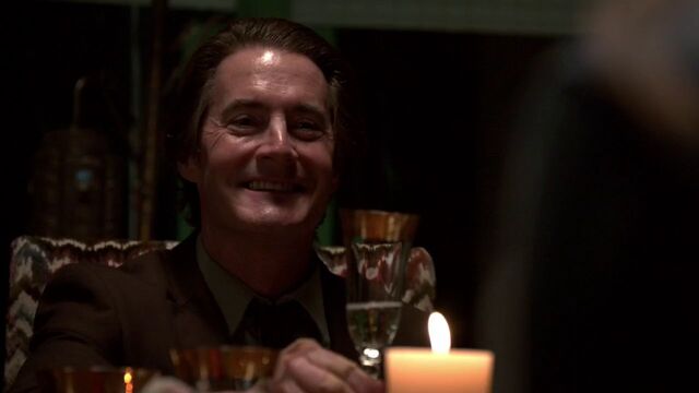 File:CalvinZabo-WineToast.jpg