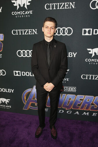 File:Ty Simpkins.jpg