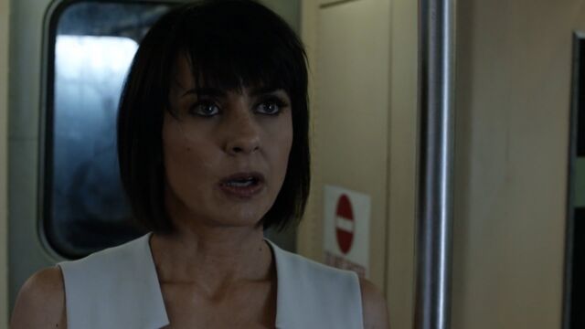 File:Rosalind-Price-witnesses-Coulsons-Escape.jpg