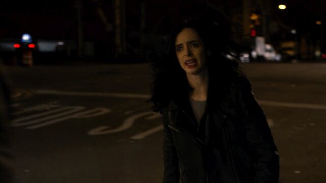 File:JessicaJones 1x06 AKAYoureAWinner 454.jpg