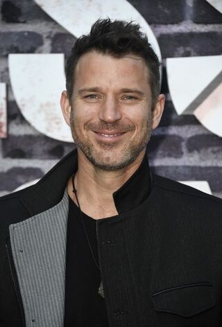 File:Wil Traval.jpg