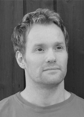 File:Tony Christian.jpg