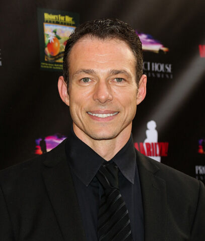 File:Christopher Showerman.jpg