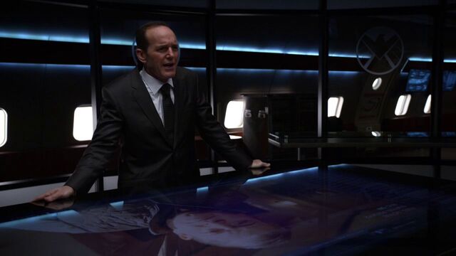 File:Phil-Coulson-speaks-to-Billy-Koenig.jpg