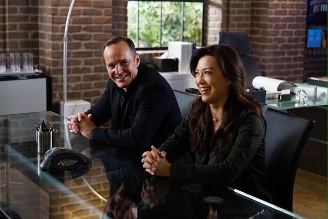 File:Coulson and May BTS.jpg