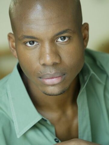 File:Leonard Roberts.jpg