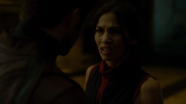 File:Elektra-ArgueswithDD-S2E12.jpg
