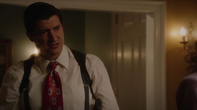 File:JosephManfredi-questions-Hank.jpeg