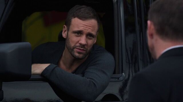 File:Lance-Hunter-steals-car.jpg