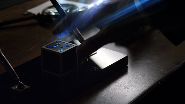 File:Toolbox Hologram.png