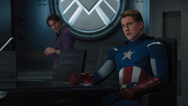 File:Captain-America-Helicarrier-Banner-Avengers.jpg