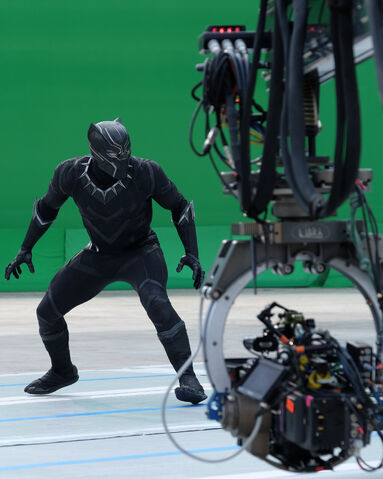 File:CW Behind the Scenes3.jpg