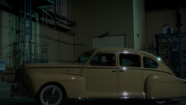 File:Howard Stark's Car (2x10).png
