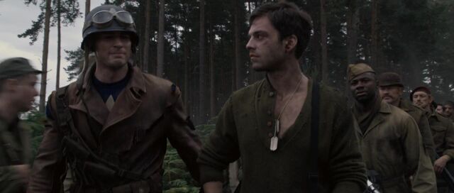 File:Captain-america-disneyscreencaps com-7893.jpg