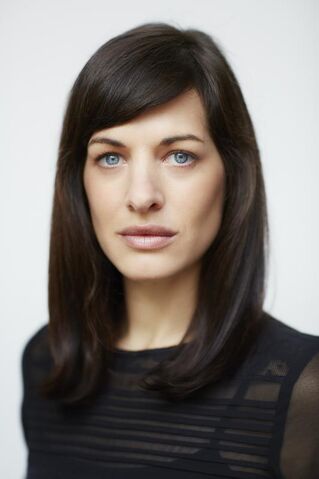 File:Loren Peta.jpg