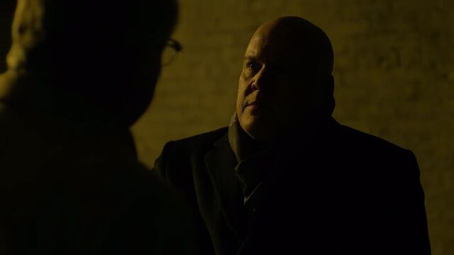File:Wilson-Fisk-threatens-Leland-Owlsley.jpg