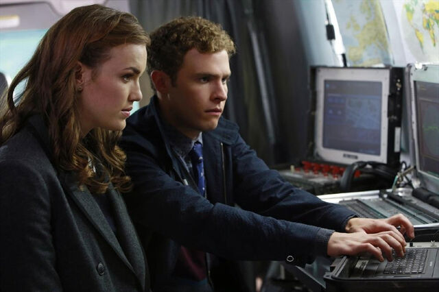 File:Jemma leo eye-spy.jpg