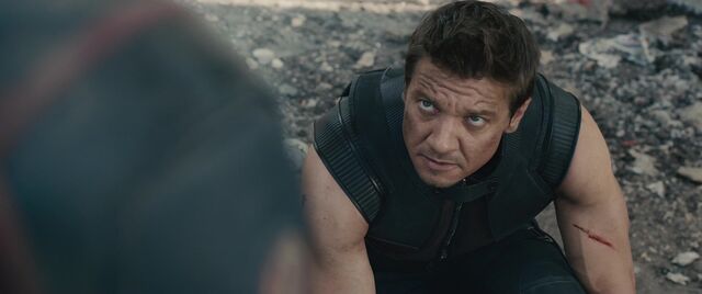 File:Hawkeye-Confirms-Quicksilvers-Death.jpg