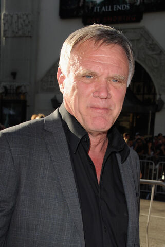 File:Joe Johnston.jpg