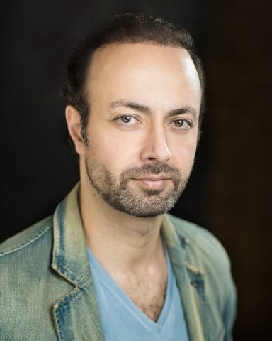 File:Pezhmaan Alinia.jpg
