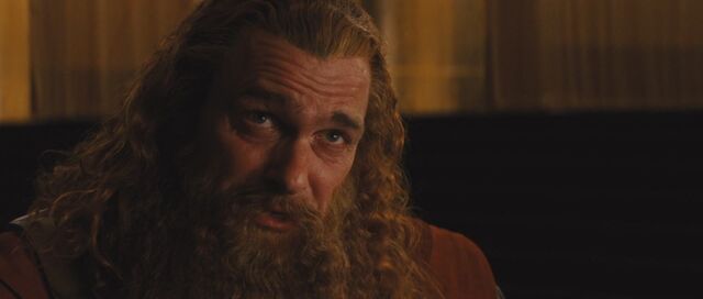 File:Volstagg-speaks-to-King-Loki.jpg