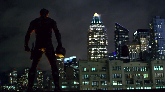 File:Daredevil on rooftop.jpg