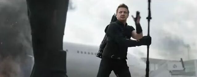 File:Did-we-catch-a-glimpse-of-giant-man-in-the-new-captain-america-civil-war-tv-spot-930859-1-.jpg