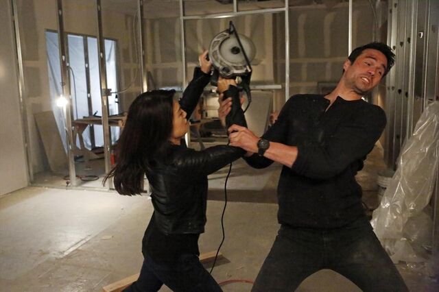 File:Grant-Ward-fights-May-Saw.jpg