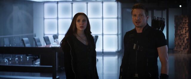 File:Hawkwitch00.jpg