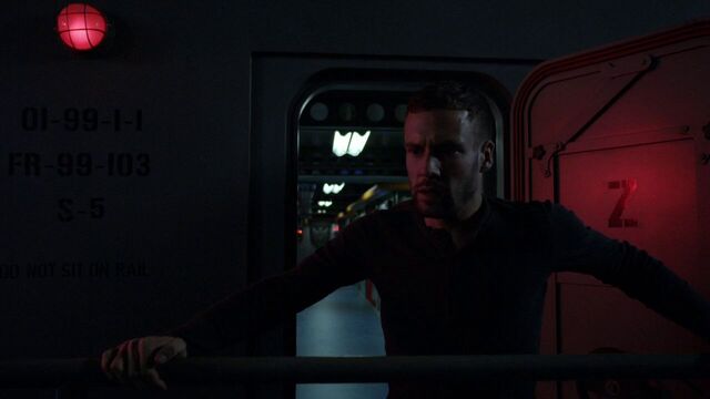 File:Lance-Hunter-escapes-Helicarrier-LoveTimeHYDRA.jpg