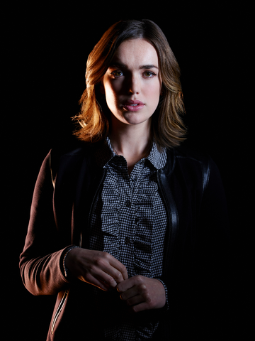 Tiedosto:Jemma simmons maa-199999.png