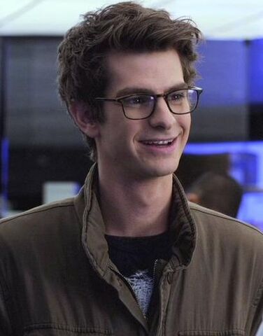 File:Peter Parker Garfield 1.jpg