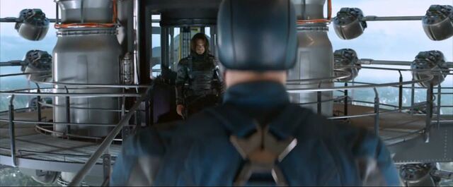 File:Rogers-Barnes-faceoff.jpg